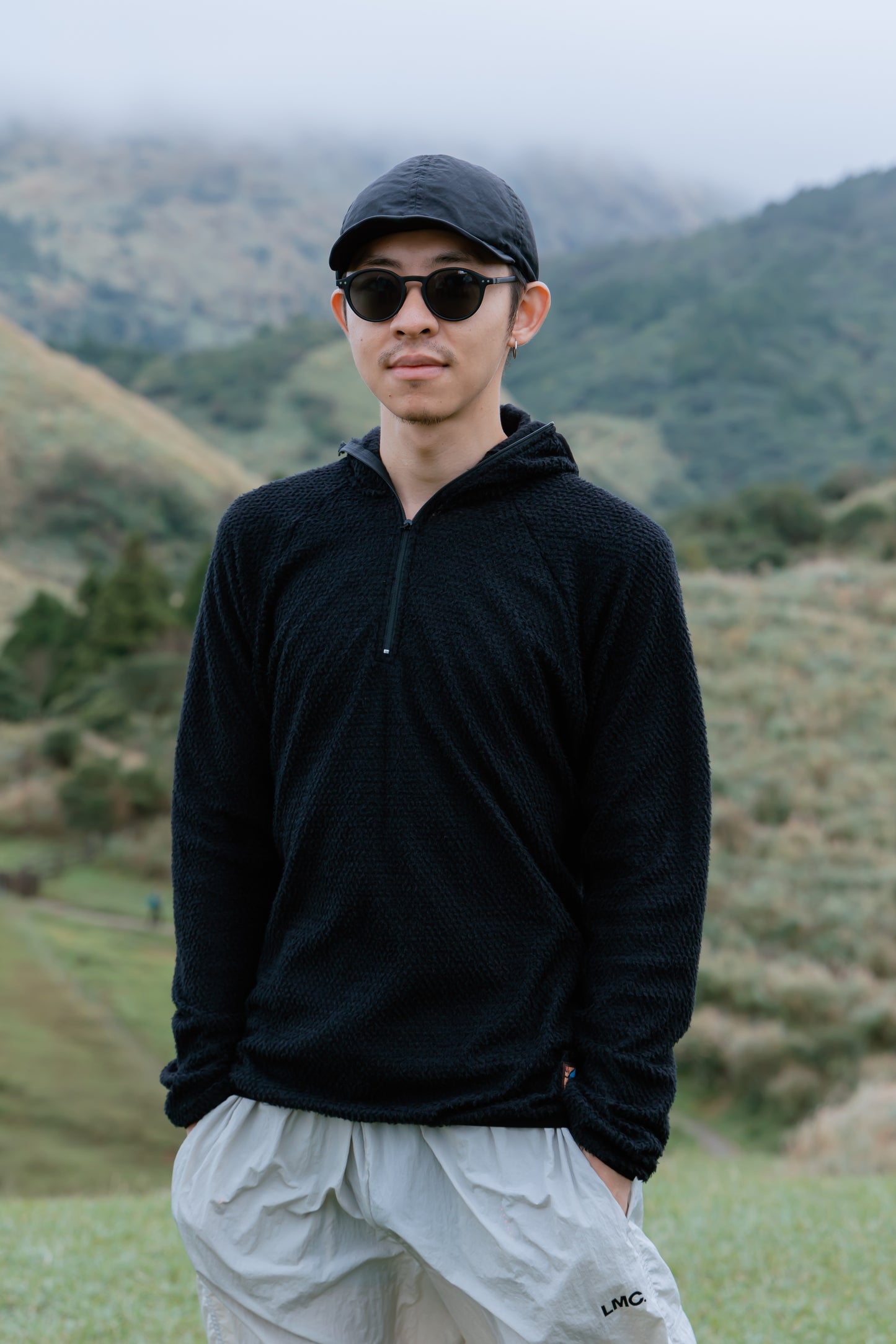 Active Hoodie - Alpha 90 half-zip / 夜幕黑